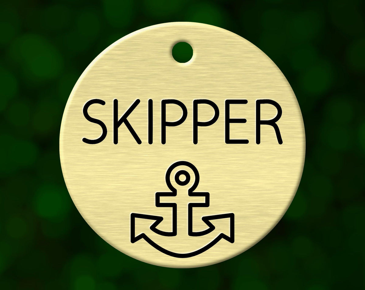 Anchor dog tag with name Skipper